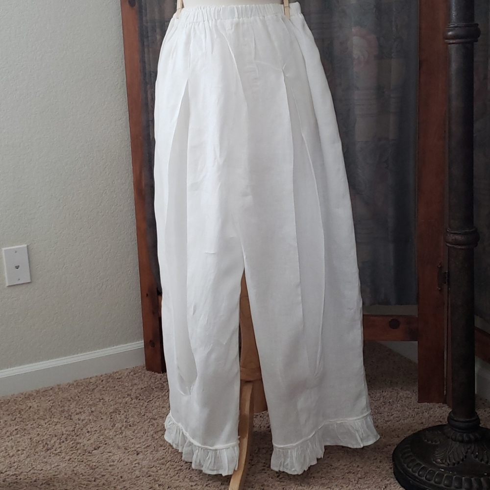 Bodil White linen summer pants SALE!!!! Absolutely gorgeous pants!!